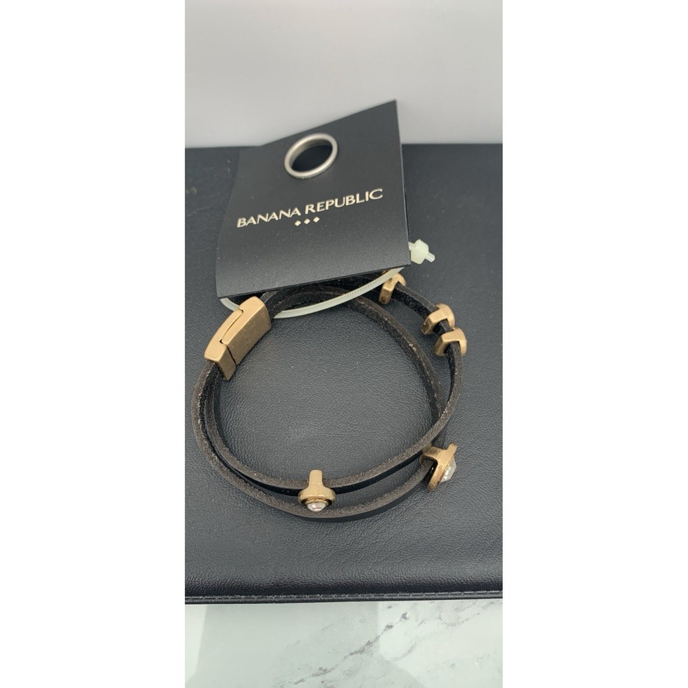 NWT Banana Republic Double Leather And Rhinestone Magnetic Closure Bracelet